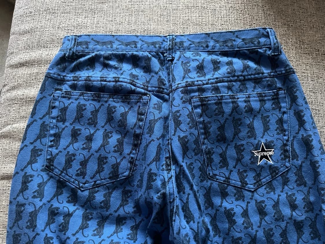 슈프림 워시드 레귤러 진 상품이미지1