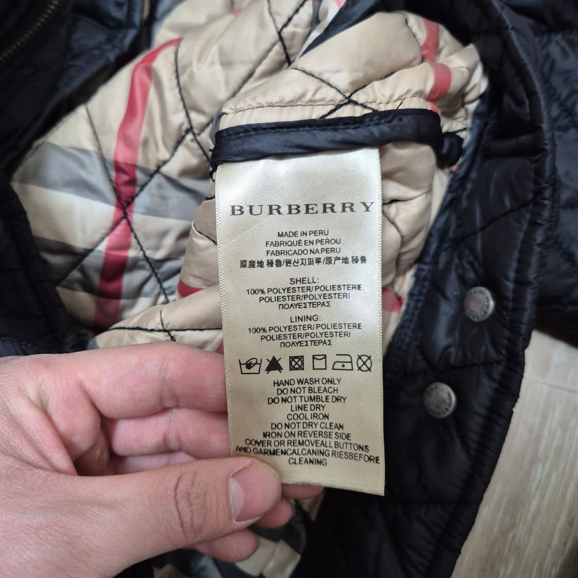 버버리 브릿 여성 다이아몬드 패턴 노바체크 안감 퀼팅자켓 2XL(110) 상품이미지6