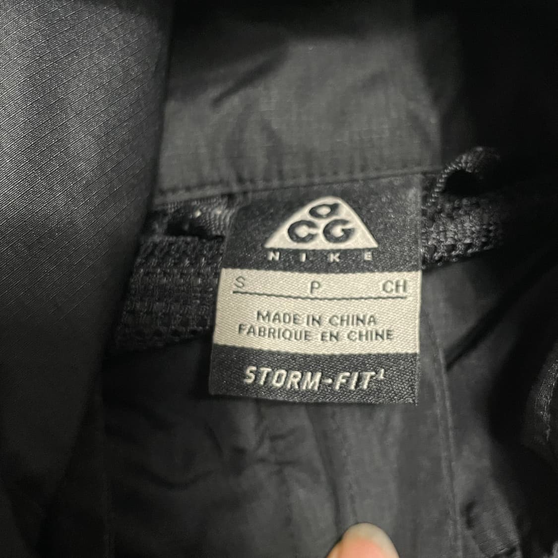 S 나이키 acg 블랙 후드 바람막이 상품이미지4