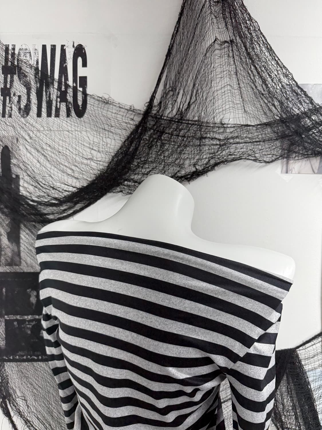 Punk mood off shoulder longsleeve 상품이미지4