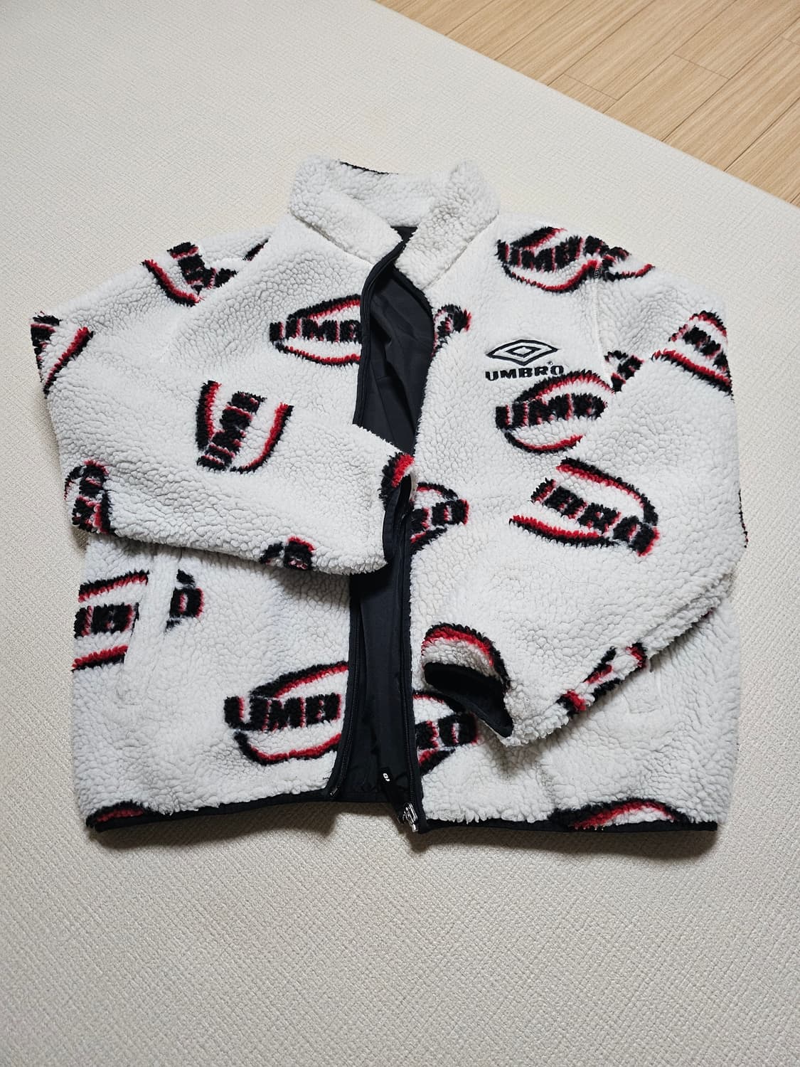 엄브로 리버시블 후리스 xxl 상품이미지1