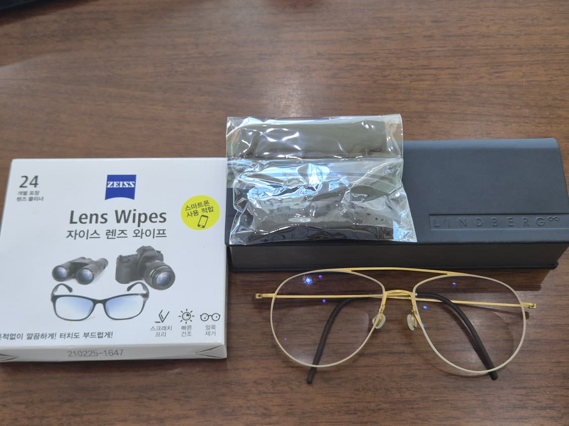 린드버그 씬타늄 5507 골드 투브릿지 안경테 상품이미지3