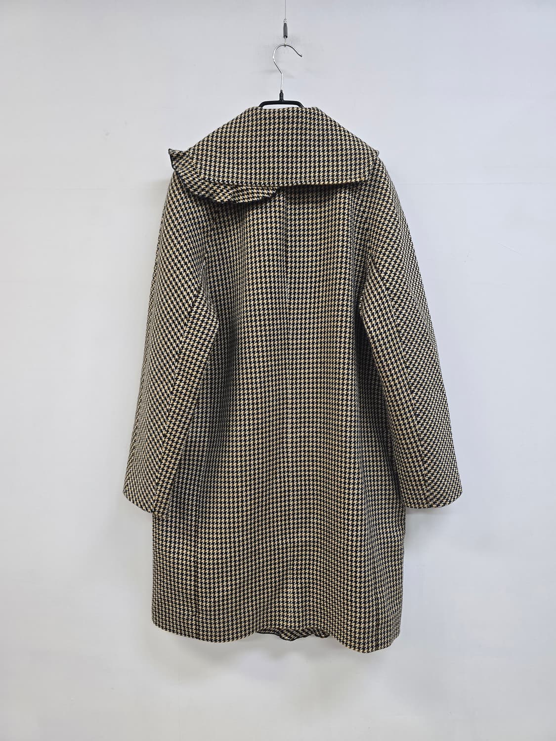 럭키슈에뜨 아방핏 하운드체크 러플 코트 상품이미지8