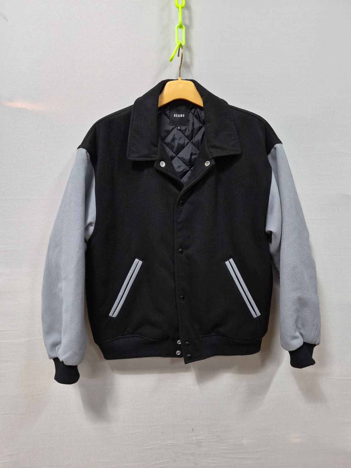 빔즈 블랙/그레이 스타디움 자켓 남성s 105 상품이미지1