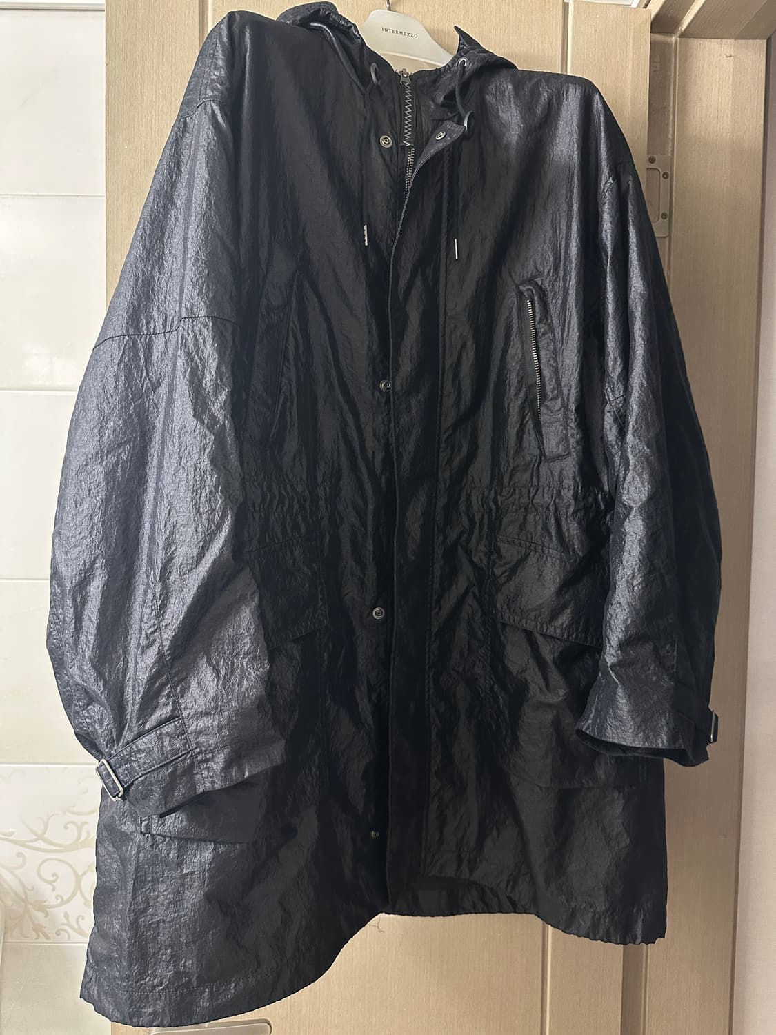 폴리테루 64 델 롱파카 코티드블랙  글로시블랙 3 상품이미지5