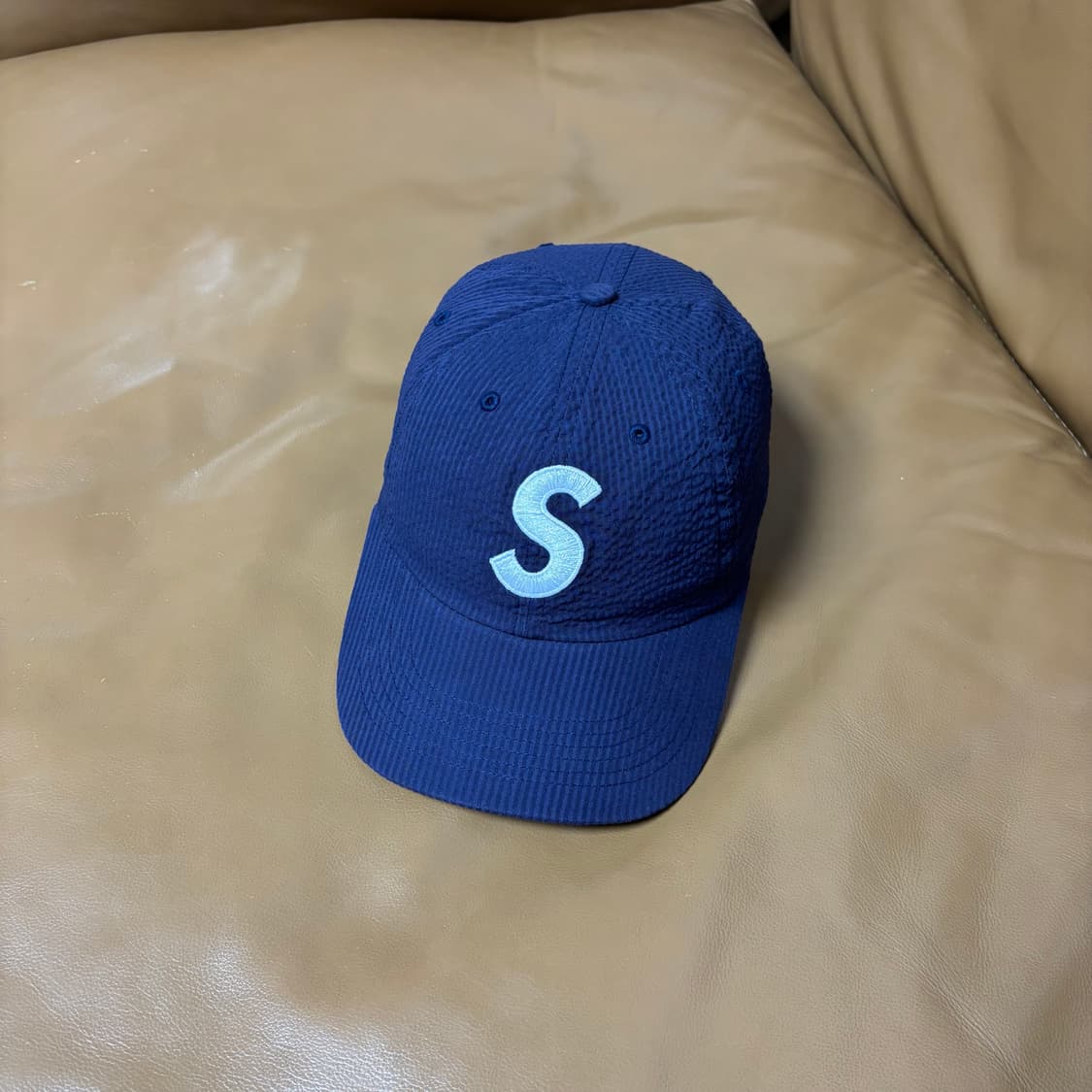 슈프림 S로고 6패널 볼캡 모자 24ss 시어서커 네이비 상품이미지1
