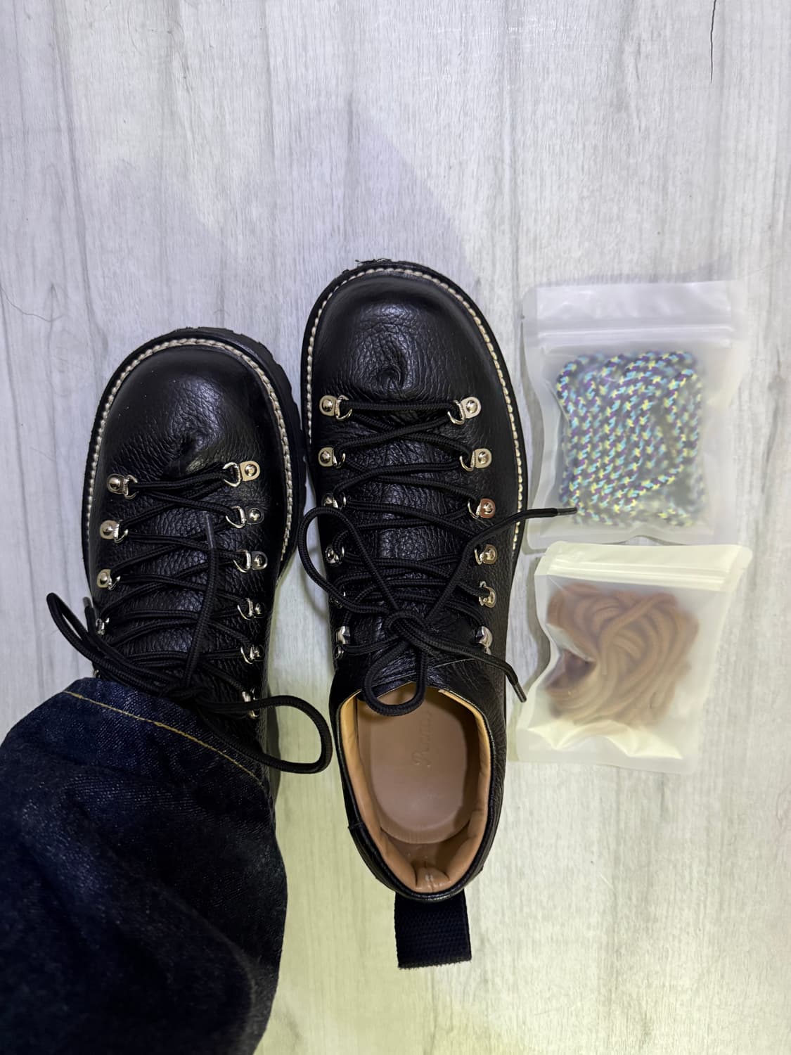 [275] 페넌 하이 부츠 로우 pebbled black 상품이미지1