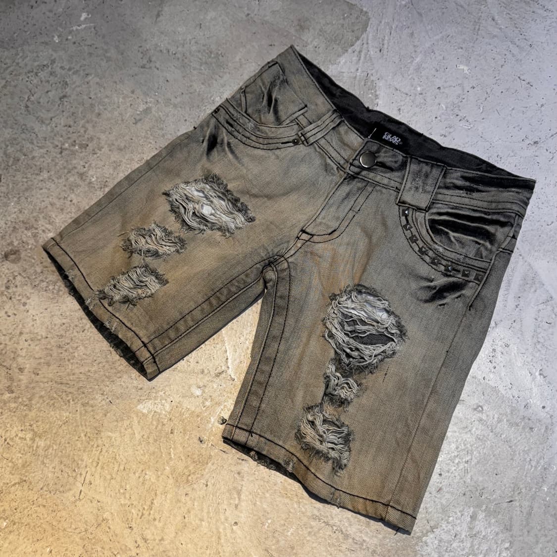 GLAD NEWS 스터드 5부 팬츠 상품이미지2