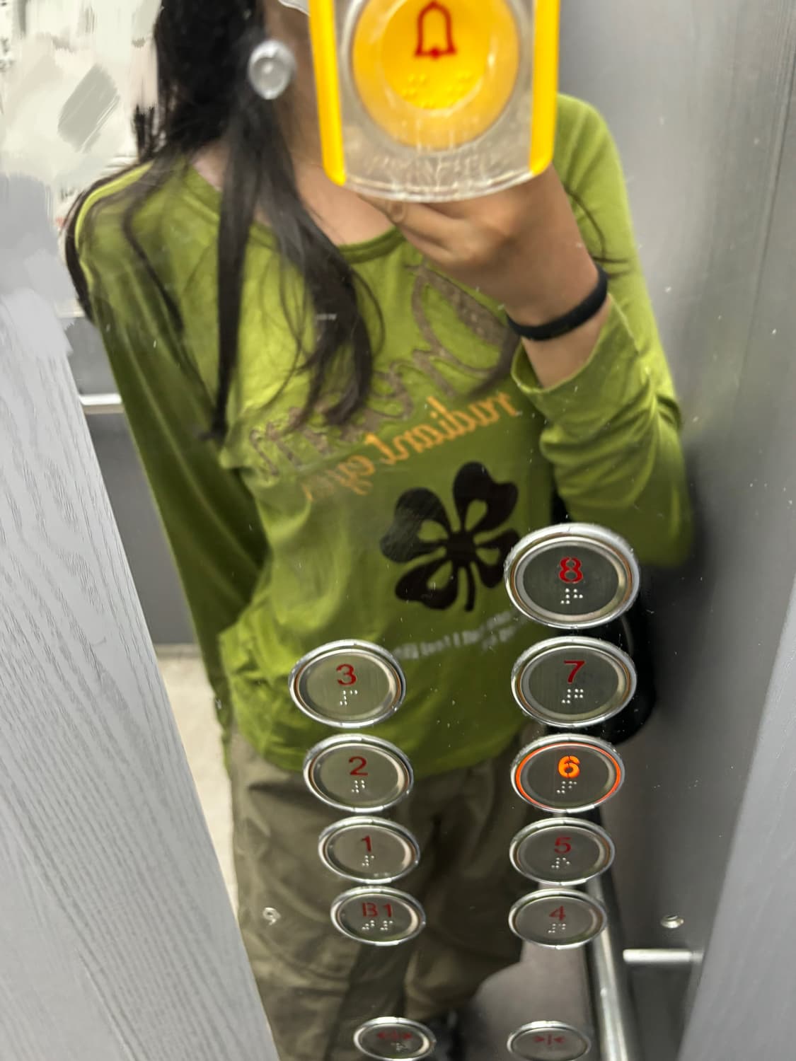 올리브색 빈티지 긴팔 티셔츠 (착샷 있음!) 상품이미지4