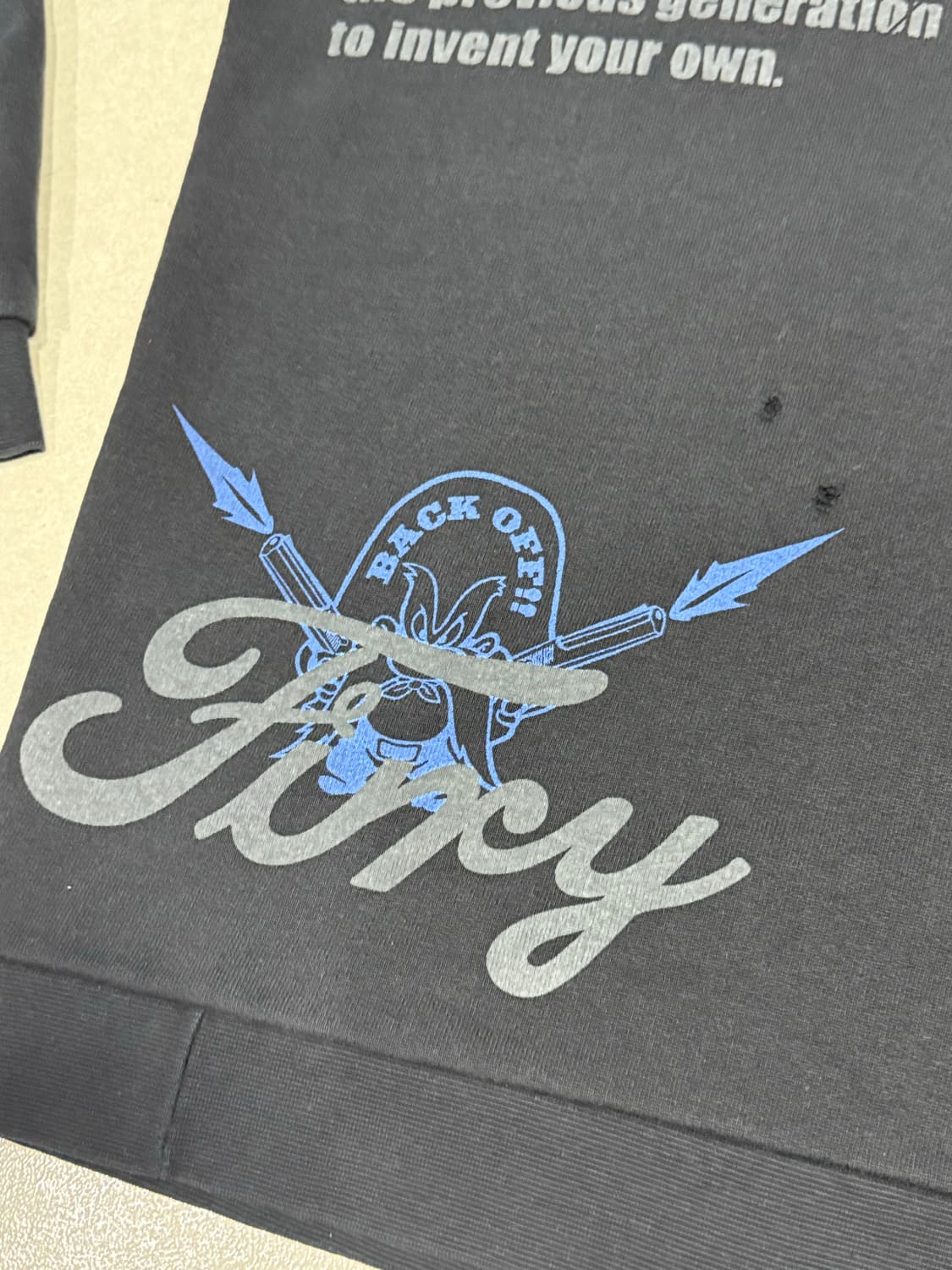 2004 네이버후드 데미지 가공 맨투맨 스웨터 상품이미지4