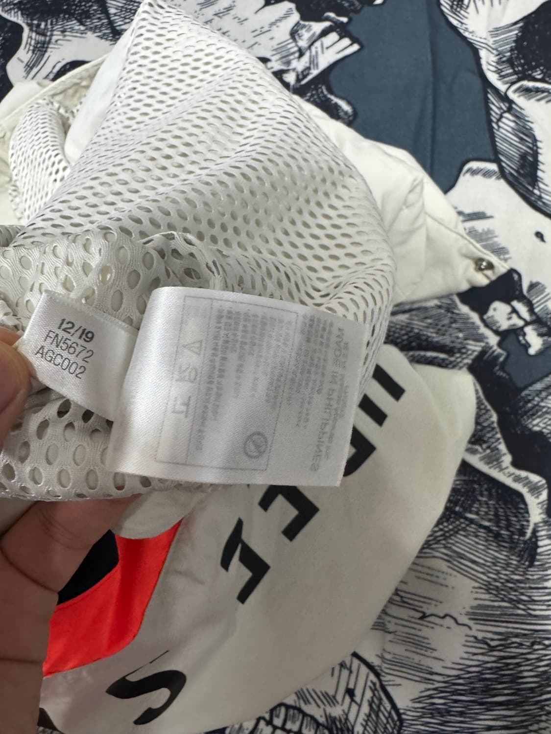 아디다스 칼라블록 바람막이 XL사이즈 상품이미지10