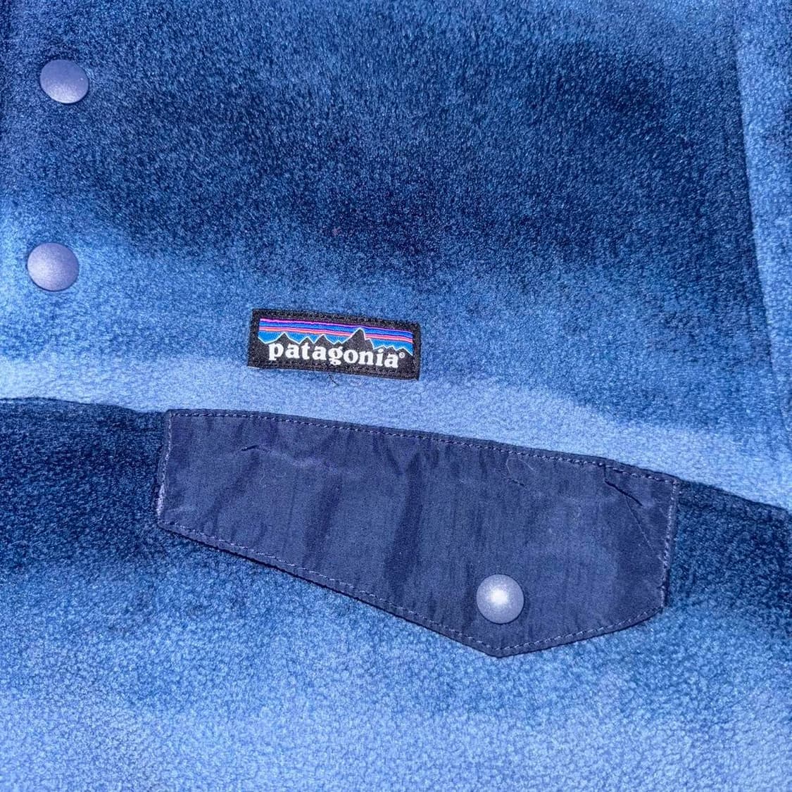 15FW 파타고니아 클래식 신칠라 스냅-티 플리스 풀오버 블루 그라데이션 상품이미지2