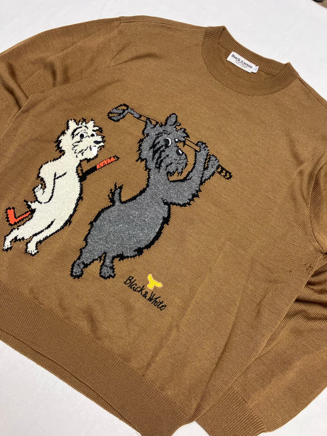 90s 블랙앤 화이트 빈티지 강아지 니트 상품이미지4