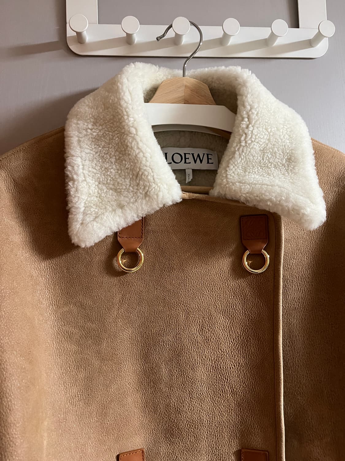 Loewe 로에베 시어링 무스탕 상품이미지1