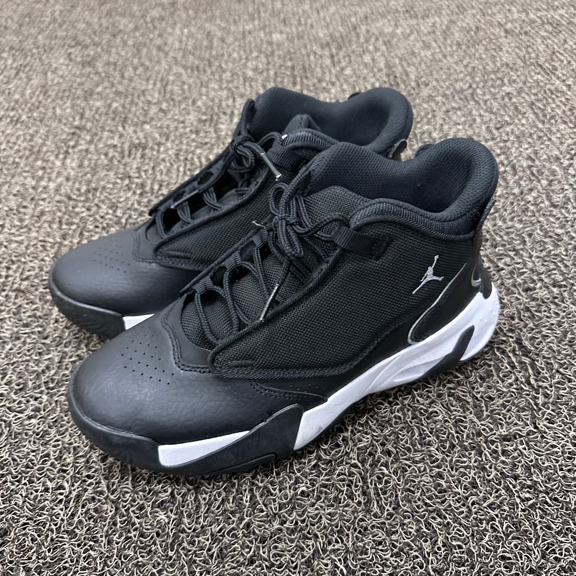 NIKE 나이키 조던 맥스 아우라4 블랙 235 상품이미지2