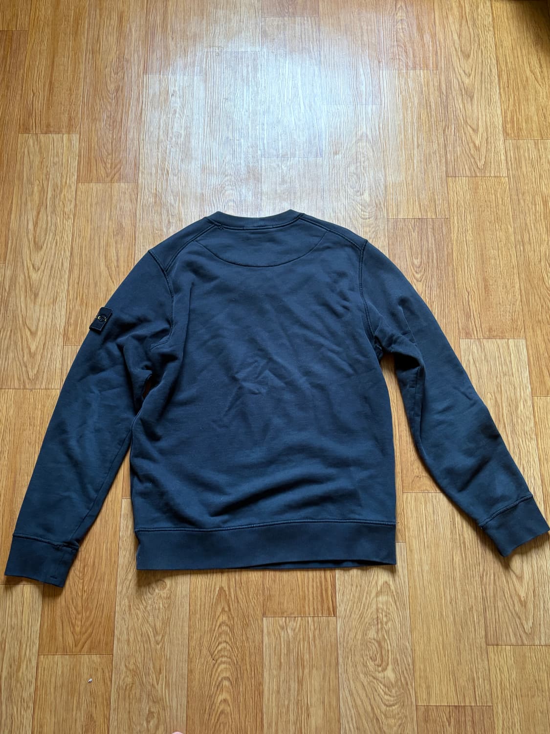 스톤아일랜드 22FW 블랙 맨투맨 M사이즈 상품이미지4