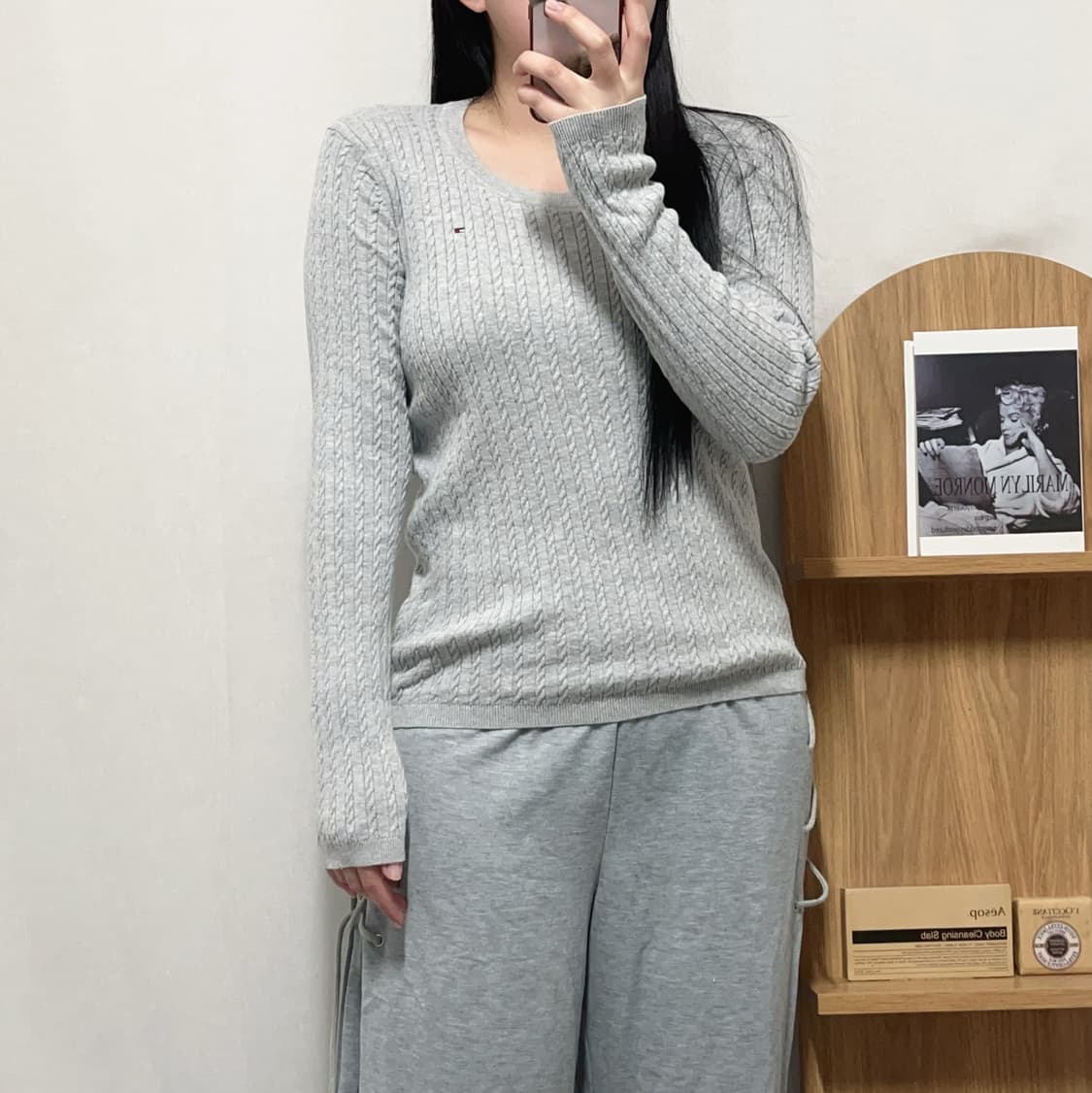 [정품] 타미 그레이 꽈배기 라운드 니트 [ M ] 상품이미지2