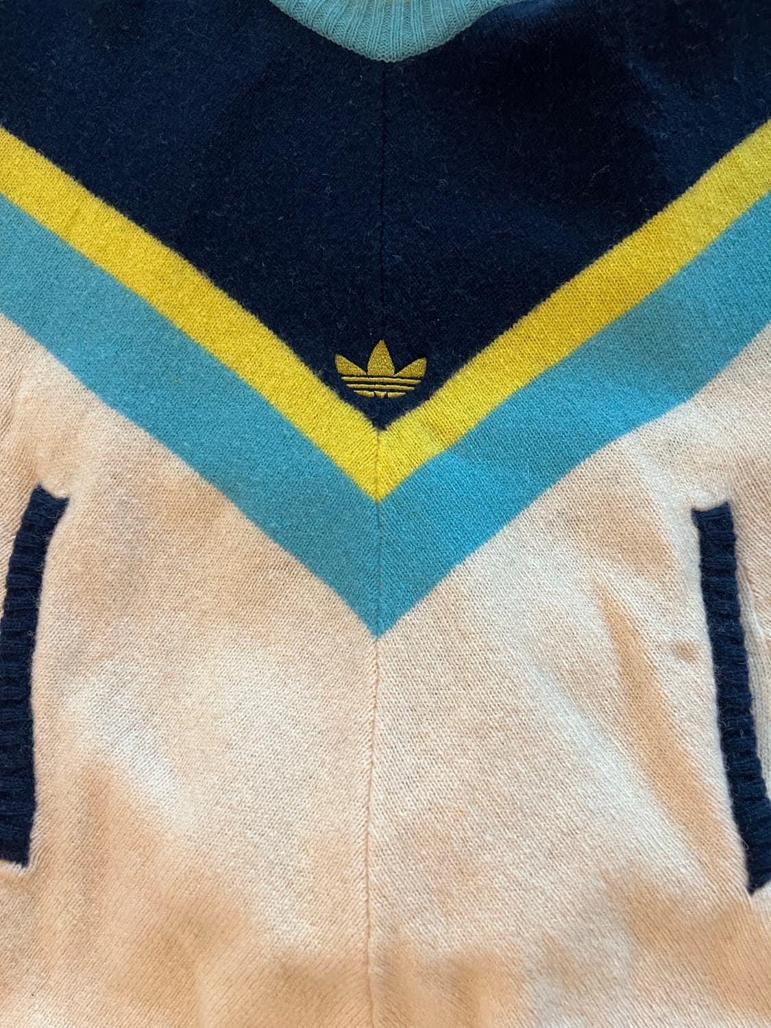 아디다스 니트 망토 정품   상품이미지3