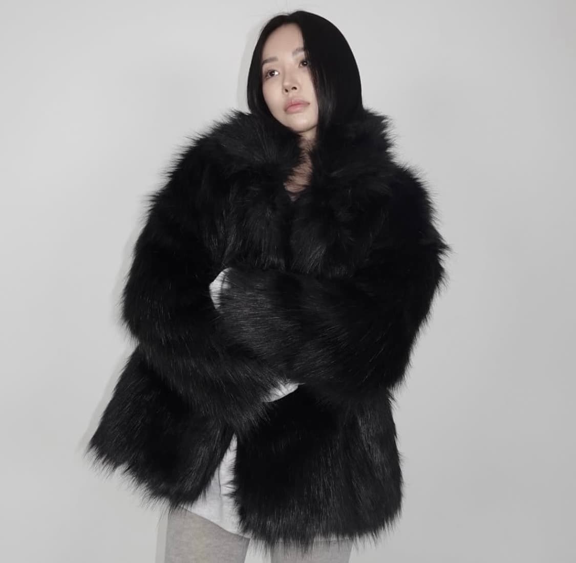 페일제이드 퍼코트 블랙 상품이미지2