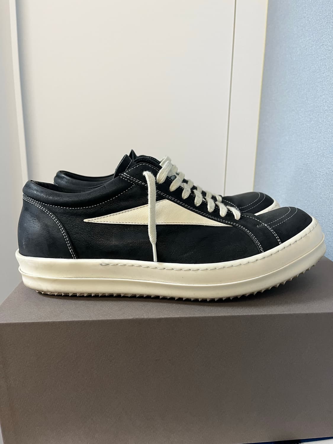 릭오웬스 룩소르 빈티지 스니커즈 블랙 EU44 상품이미지1