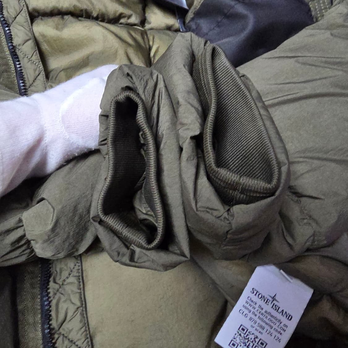 {클로젯}[L][여분단추 구성]스톤아일랜드 크링클랩스 후드 숏 대운 패딩 상품이미지9