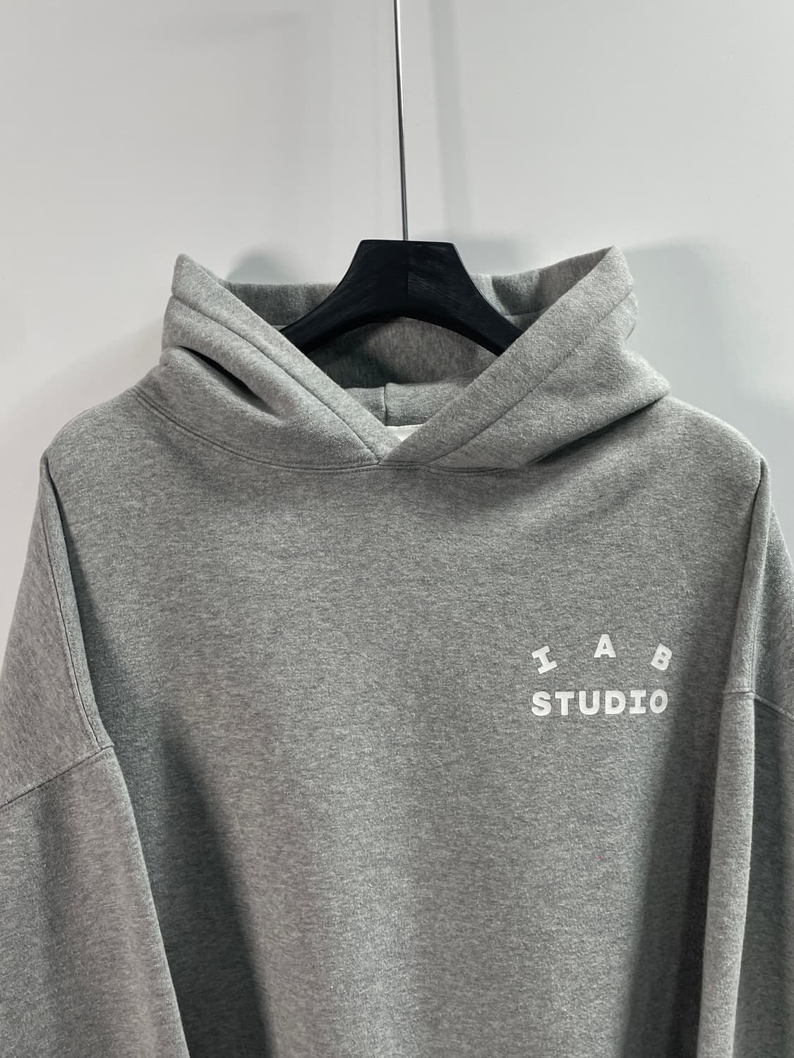 아이앱 스튜디오 빅로고 후드티 (on.380) 상품이미지2