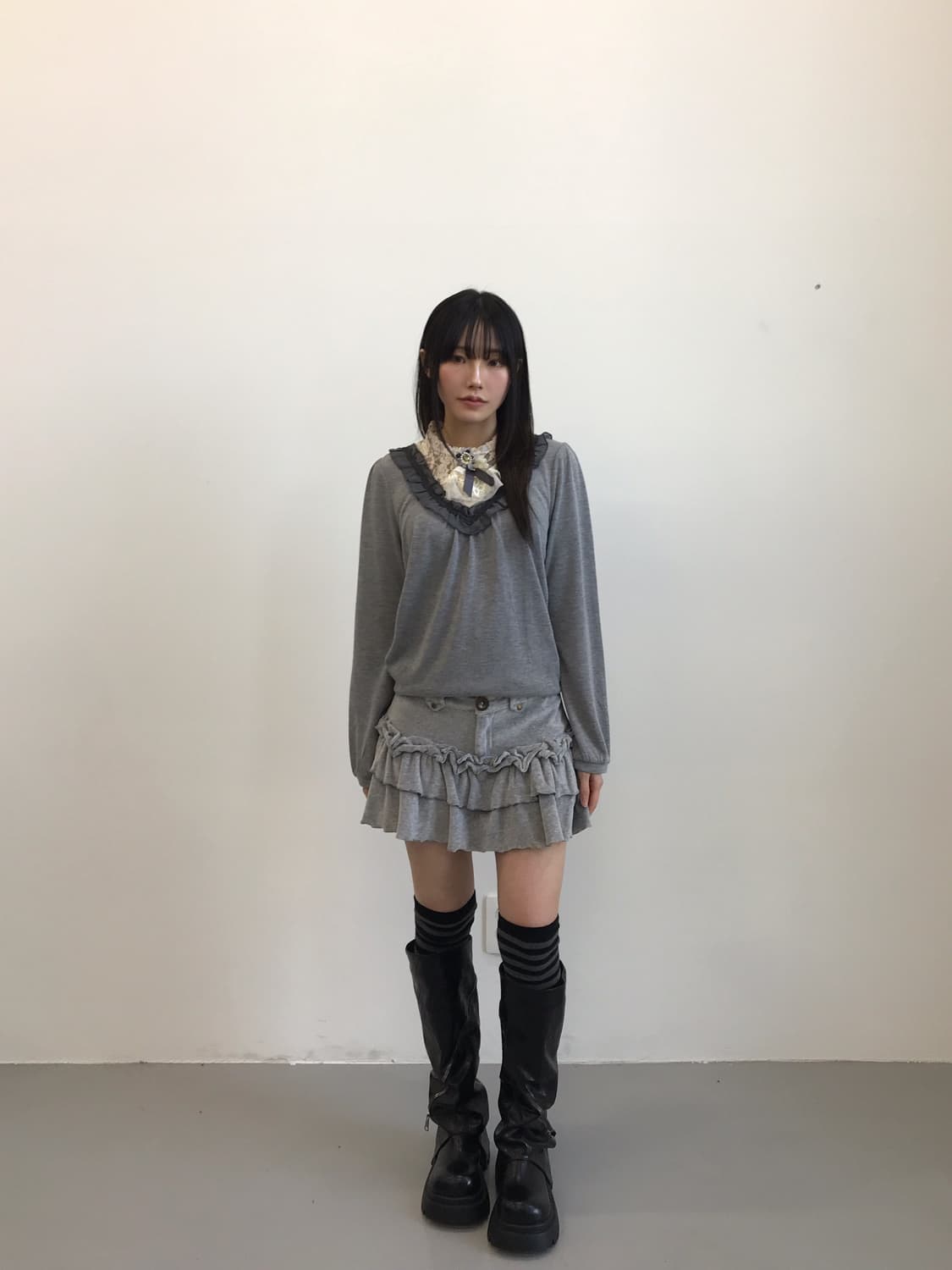 axes femme Romantic Ruffle Knit Blouse 상품이미지1