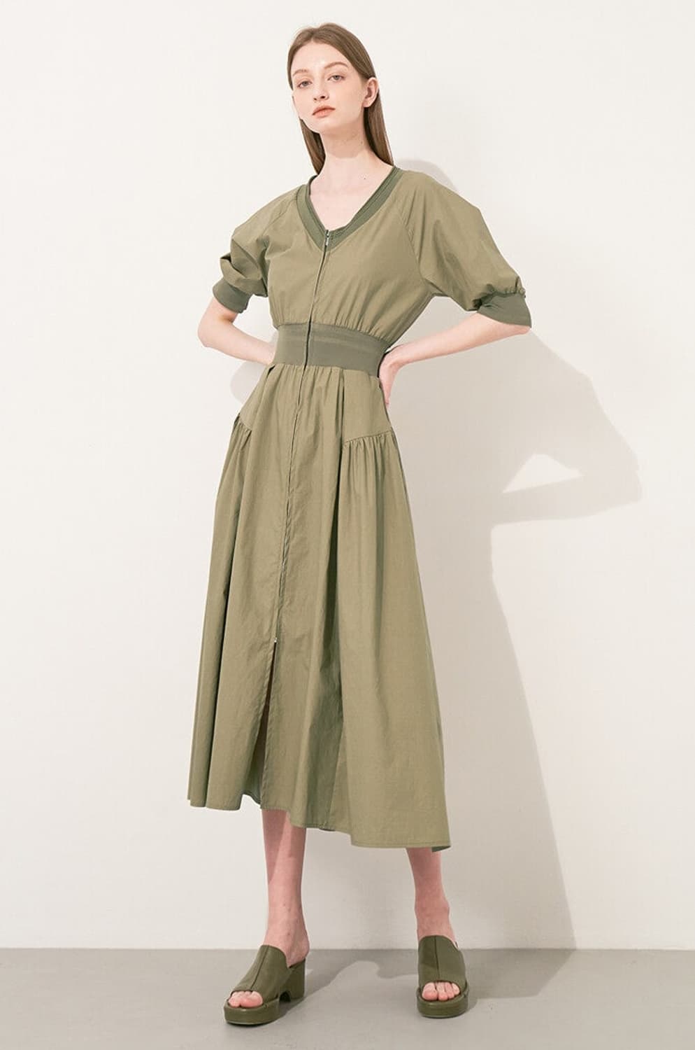 (55사이즈)한섬 타임 브이넥 밴딩 집업 롱원피스 상품이미지1