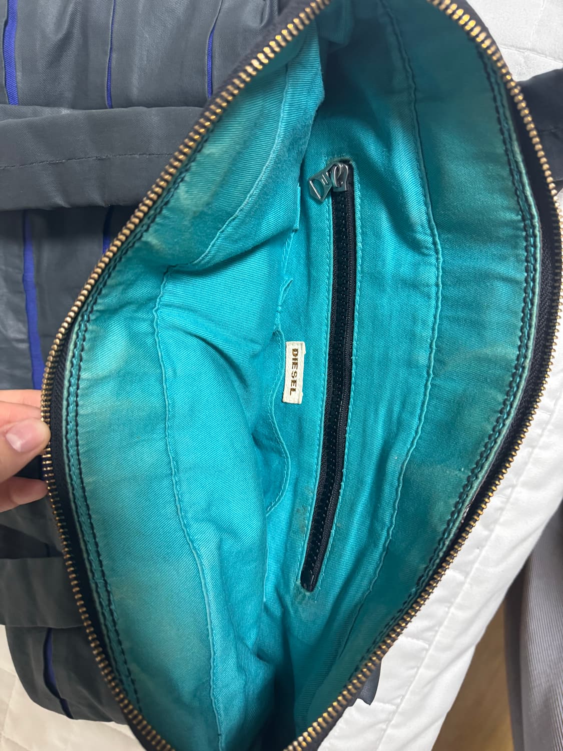 디젤 코티드 숄더백 상품이미지8