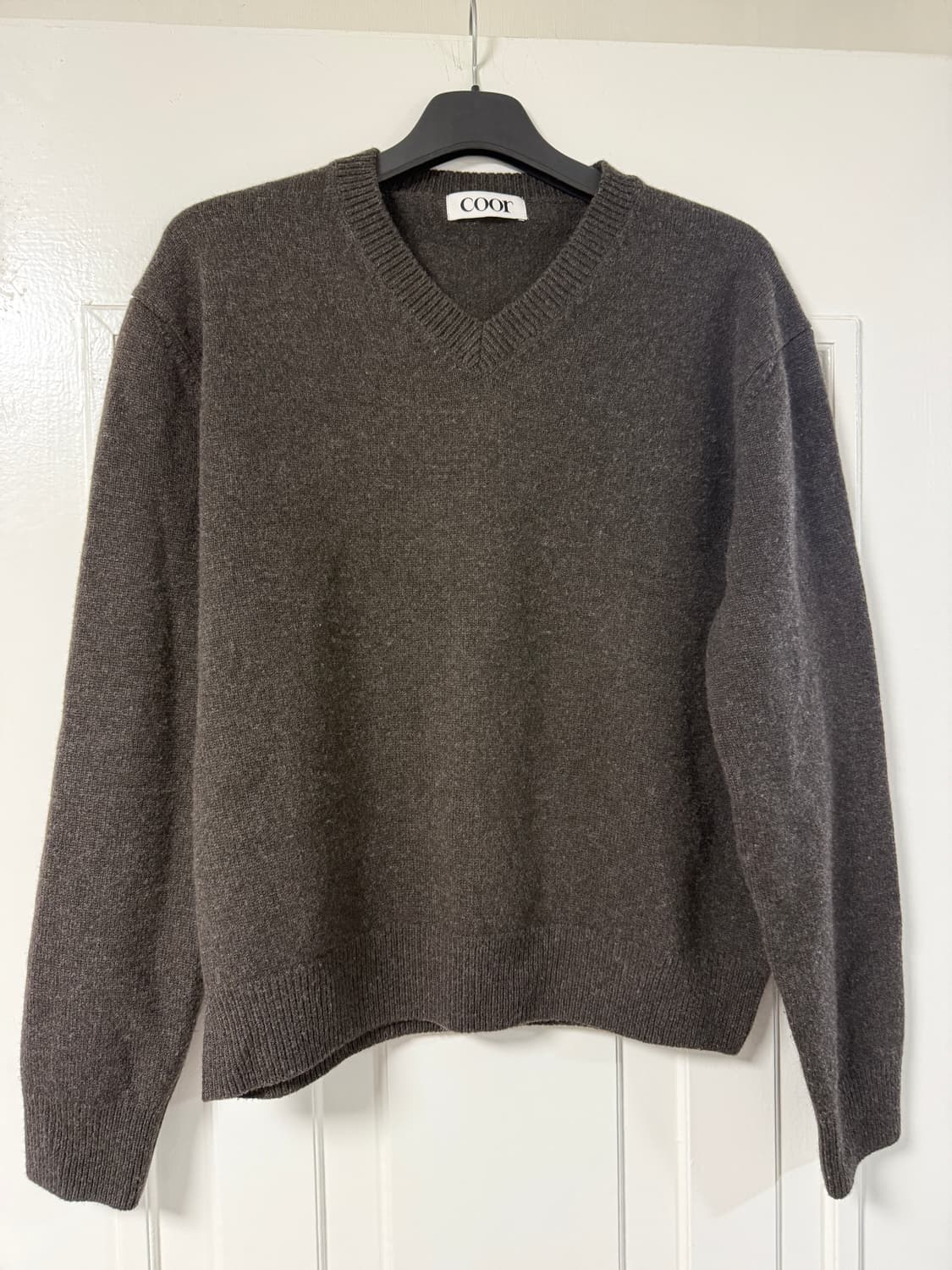 쿠어 울 브이넥 스웨터 멜란지브라운 상품이미지2