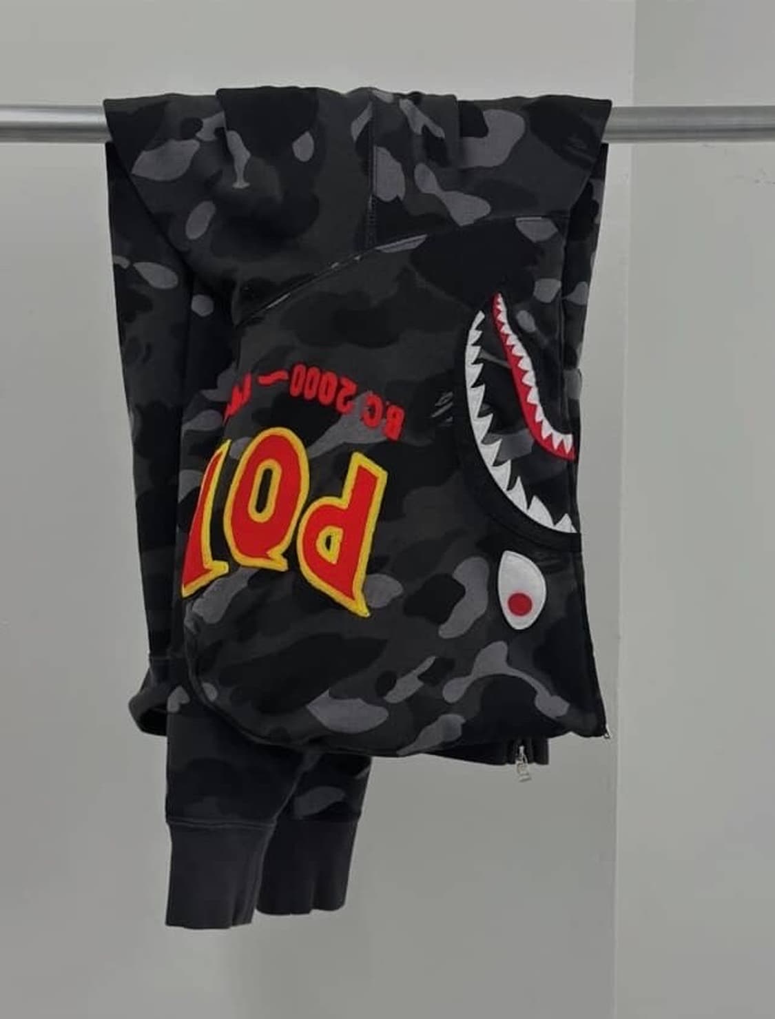 베이프 ponr 흑계 샤크 후드집업 M 상품이미지4