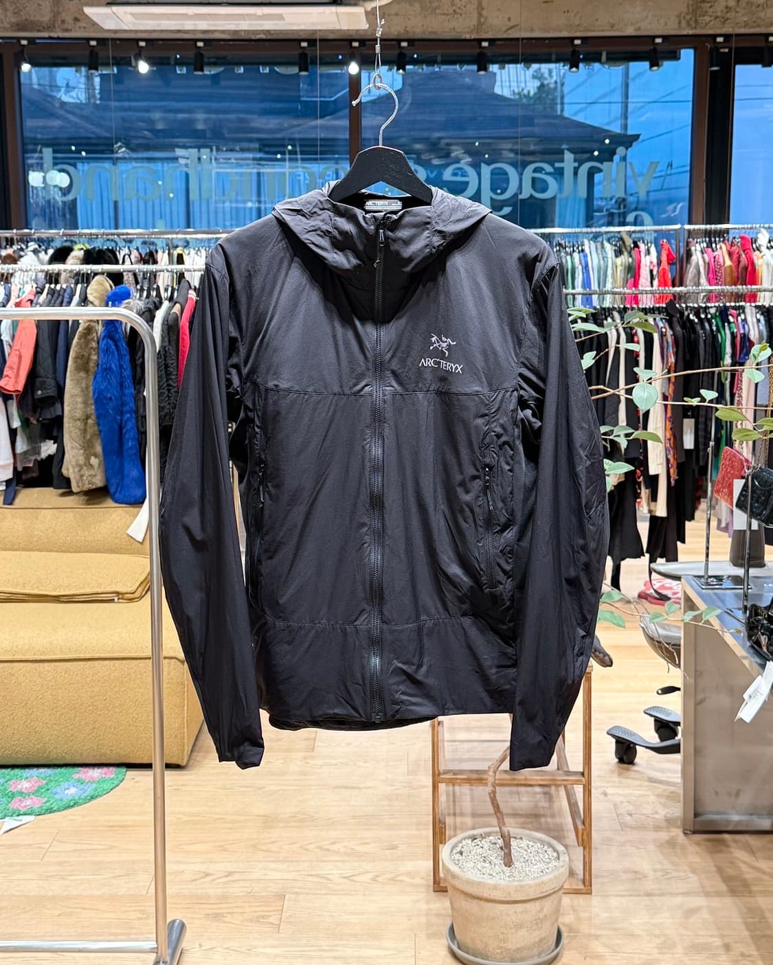 아크테릭스 블랙 아톰 SL 후디 자켓  상품이미지1