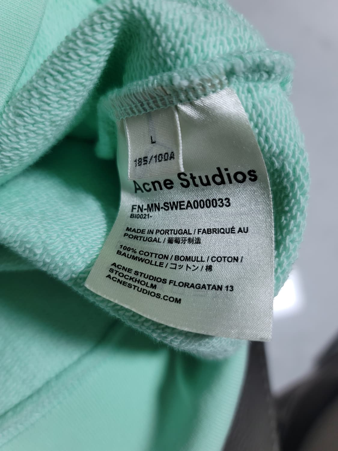 아크네스튜디오 연두 맨투맨 L 100사이즈 상태굿
 상품이미지6