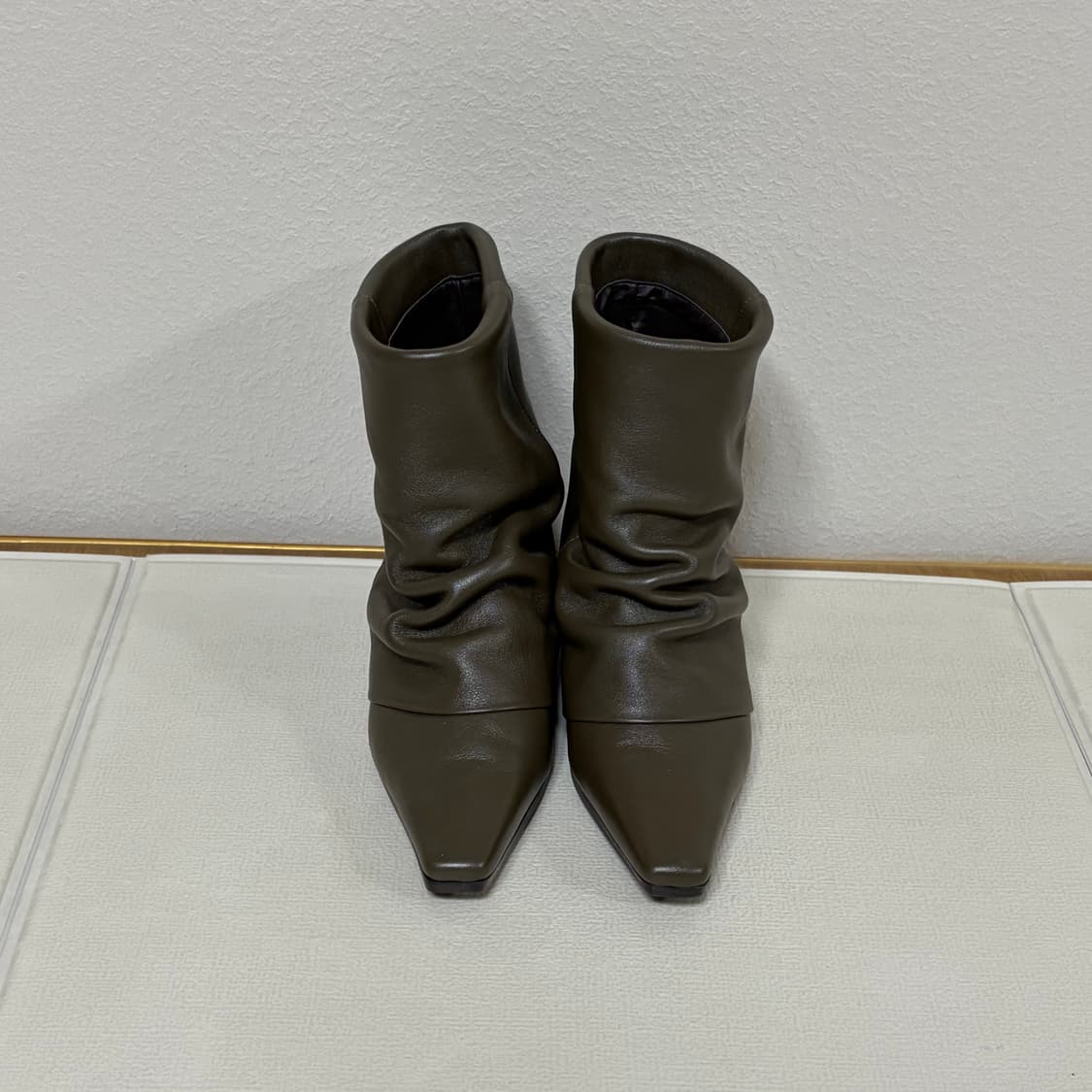 쓰리투에이티 부츠 카키브라운 상품이미지1