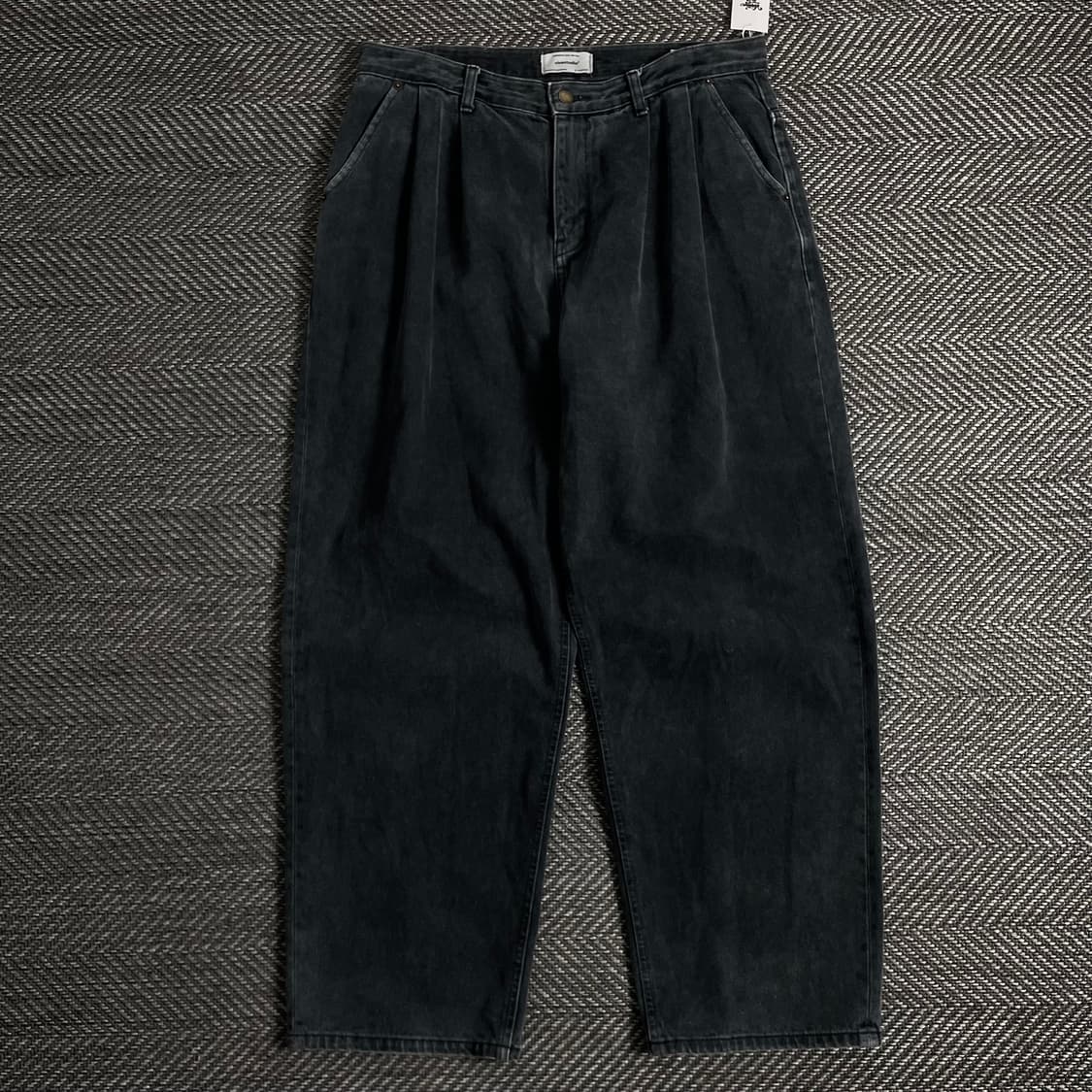 비바스튜디오 와이드핏 블랙 데님 팬츠 o 2861 상품이미지1