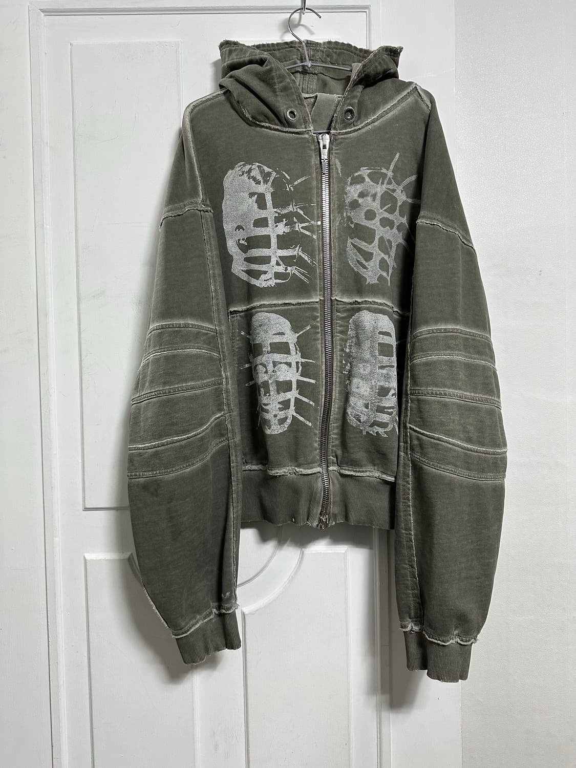 샤인럭셔리 GOLOPE 아머 후드집업 상품이미지1