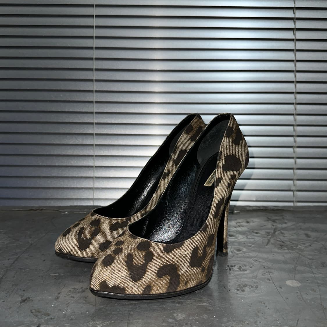 00s 돌체앤가바나 치타 프린트 펌프스 상품이미지2