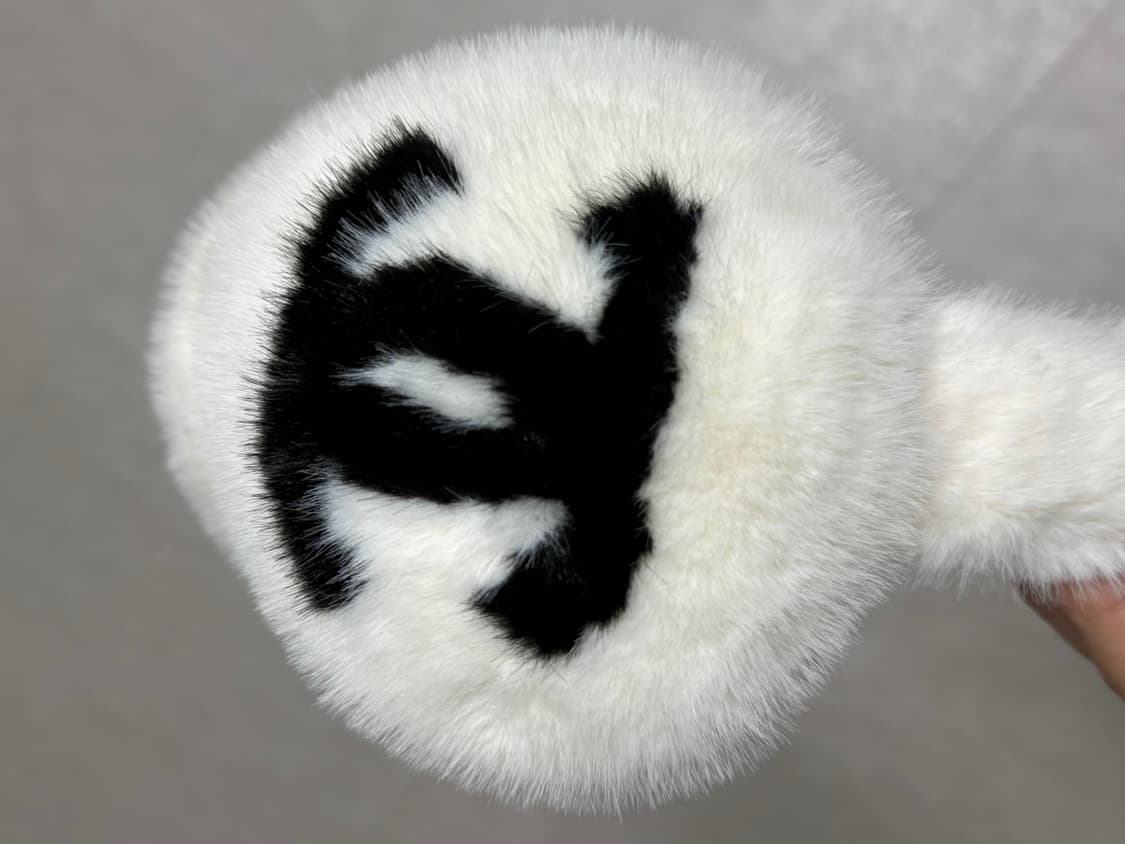 샤넬 귀마개 아이보리 상품이미지3