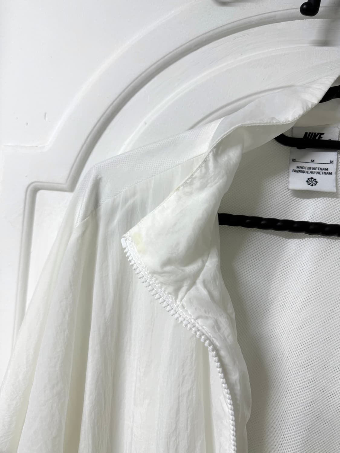 M사이즈 여성 나이키 에센셜 윈드러너 바람막이  상품이미지8