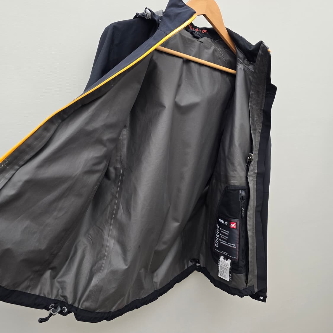 밀레 고어텍스 블랙 바람막이 자켓 상품이미지8
