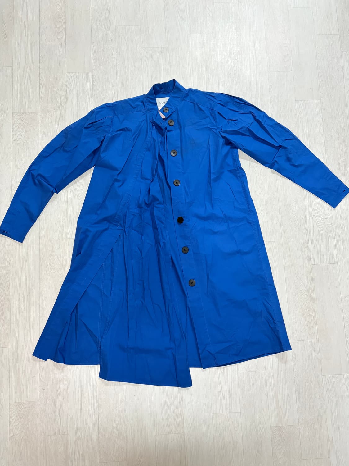 로에베 택 블루 코트 상품이미지2