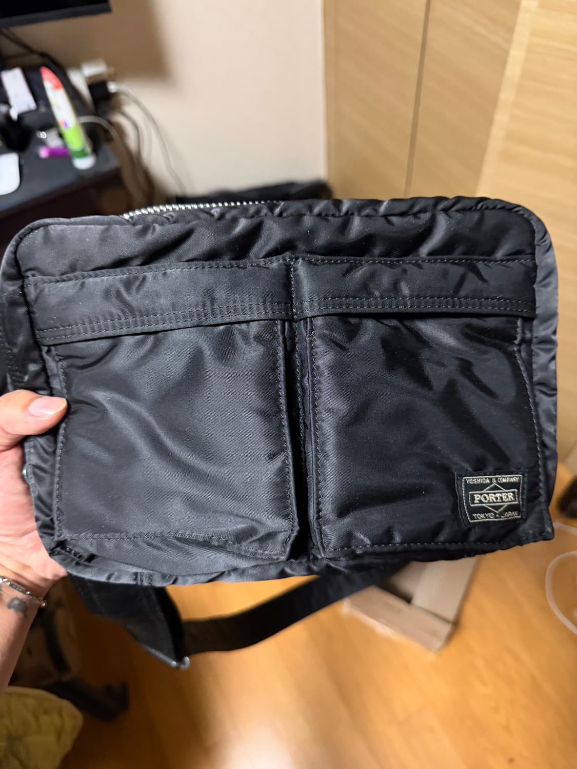 요시다포터 탱커 숄더백 s 스몰 블랙 상품이미지4