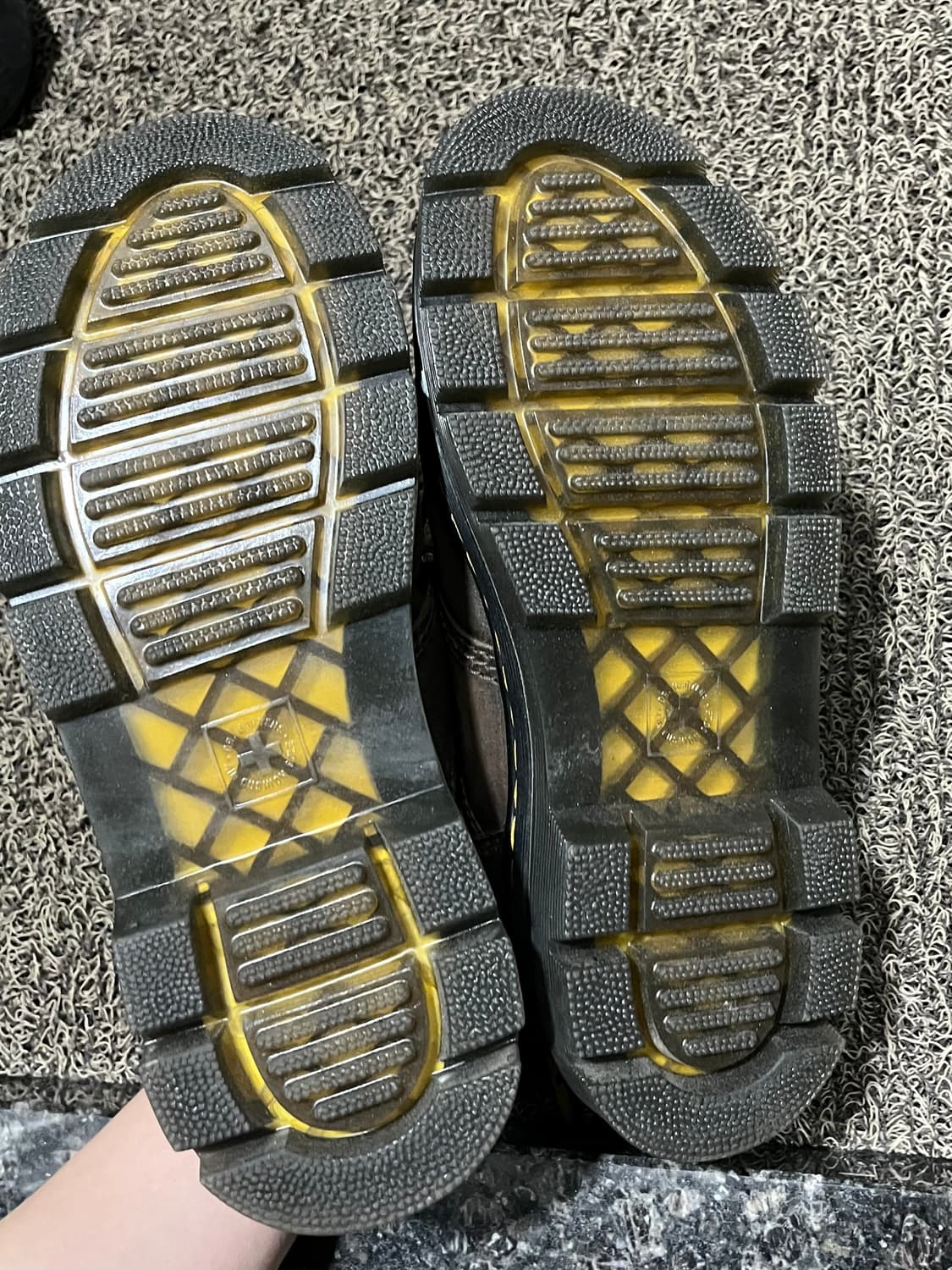 [260]닥터마틴 리더 브라운 크레이지호스 상품이미지3