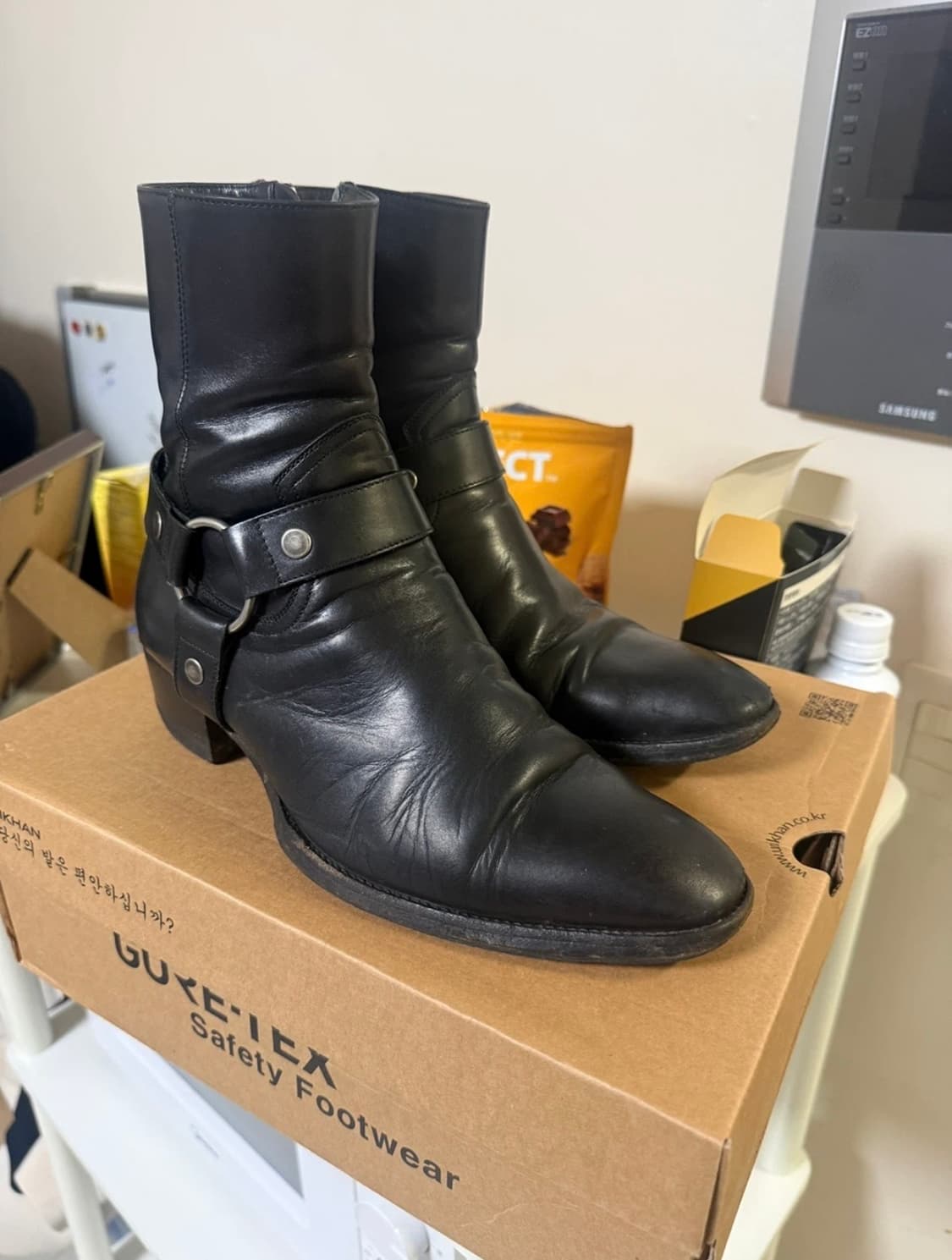 생로랑 하네스 39.5(255~260) 상품이미지1