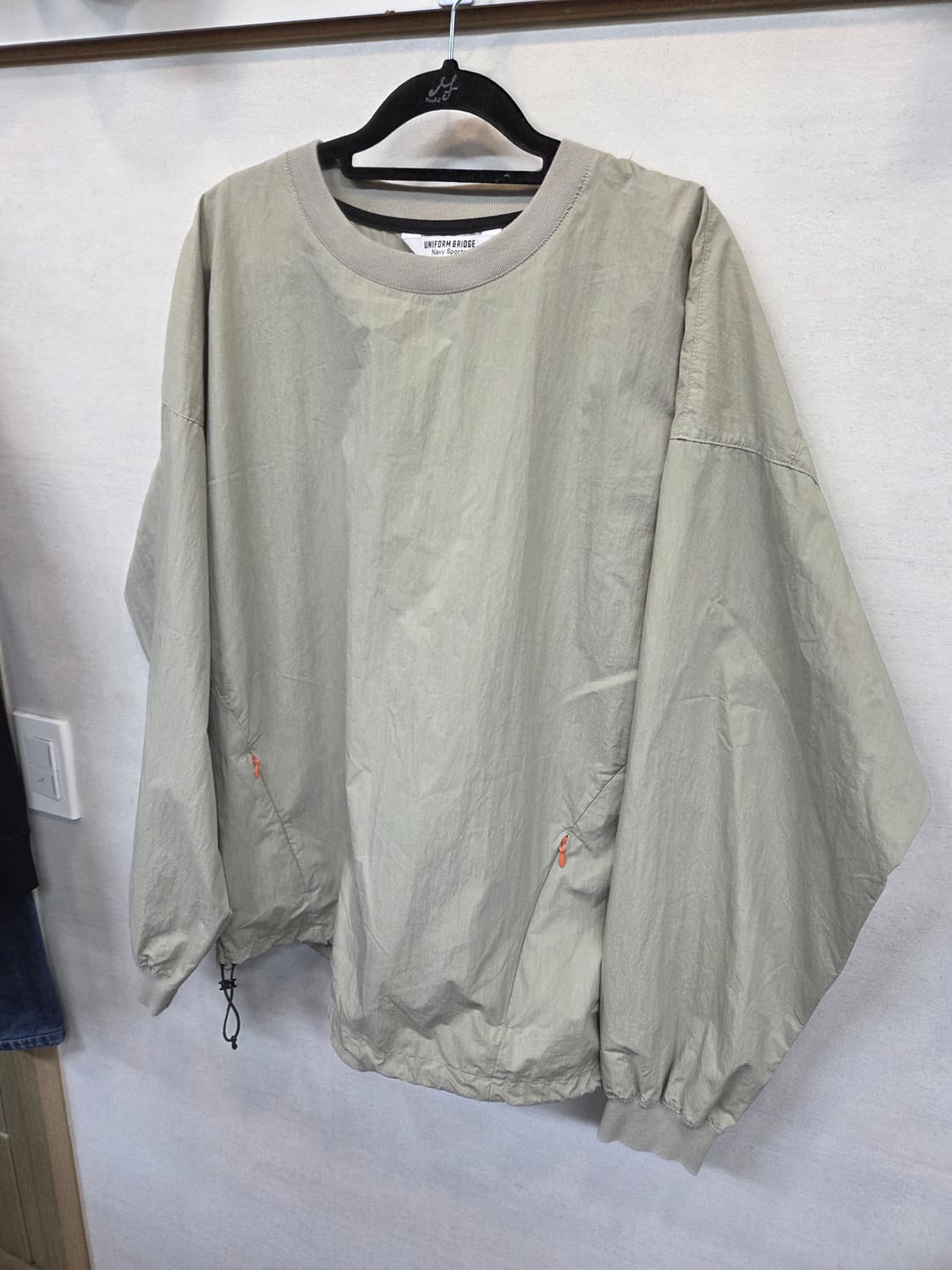 유니폼브릿지 navy sports 웜업 방풍 맨투맨 L 오버핏 상품이미지8