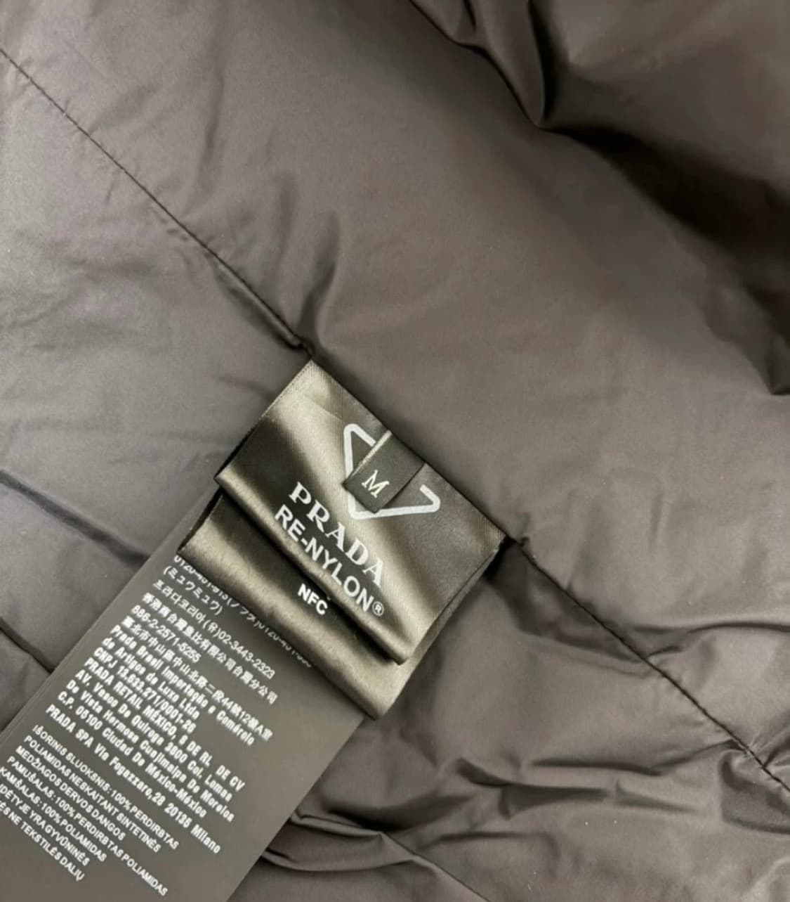[M] 프라다 리나일론 오버 셔츠 자켓 상품이미지4