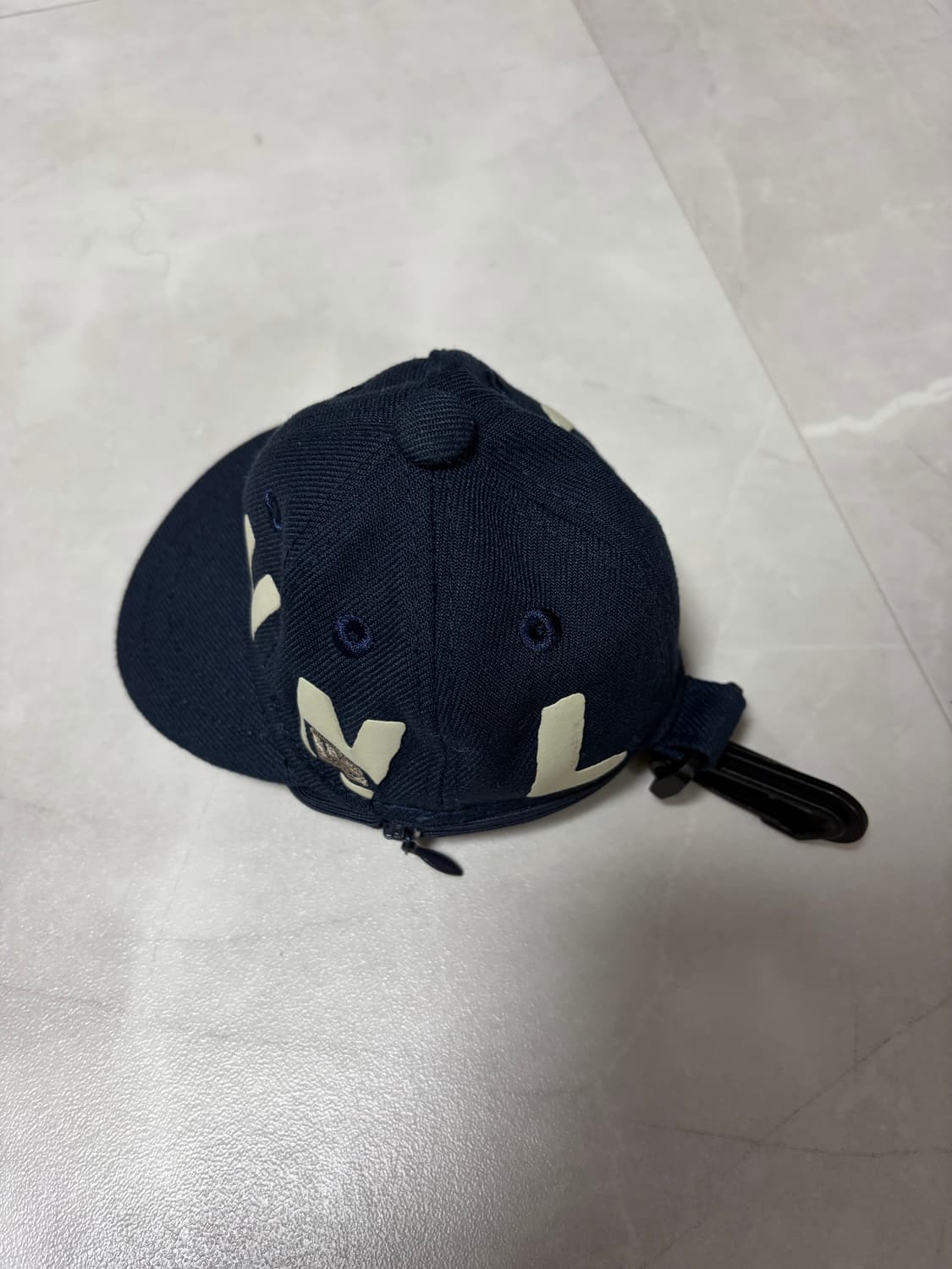 썬러브 뉴에라 키링 상품이미지2