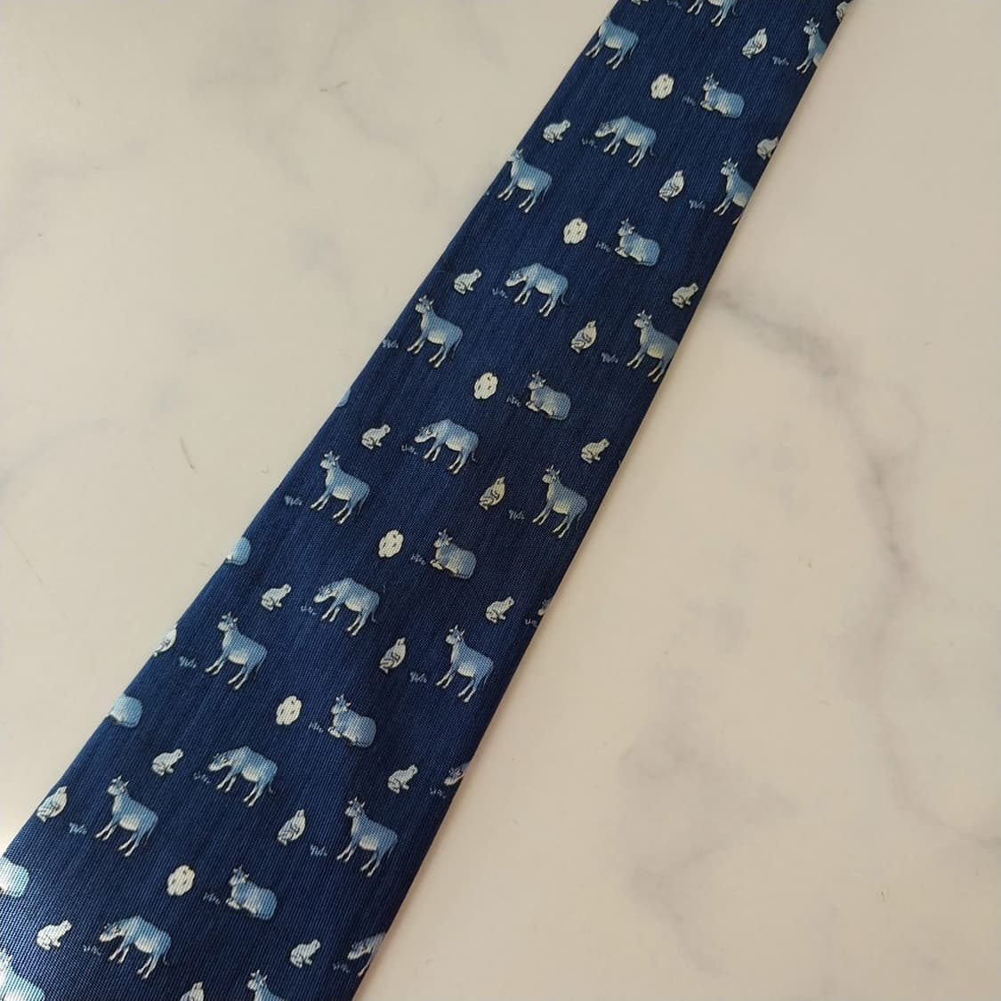 에르메스 네이비 동물 모티브 넥타이 9.5cm A+~A등급 K2467
 상품이미지10