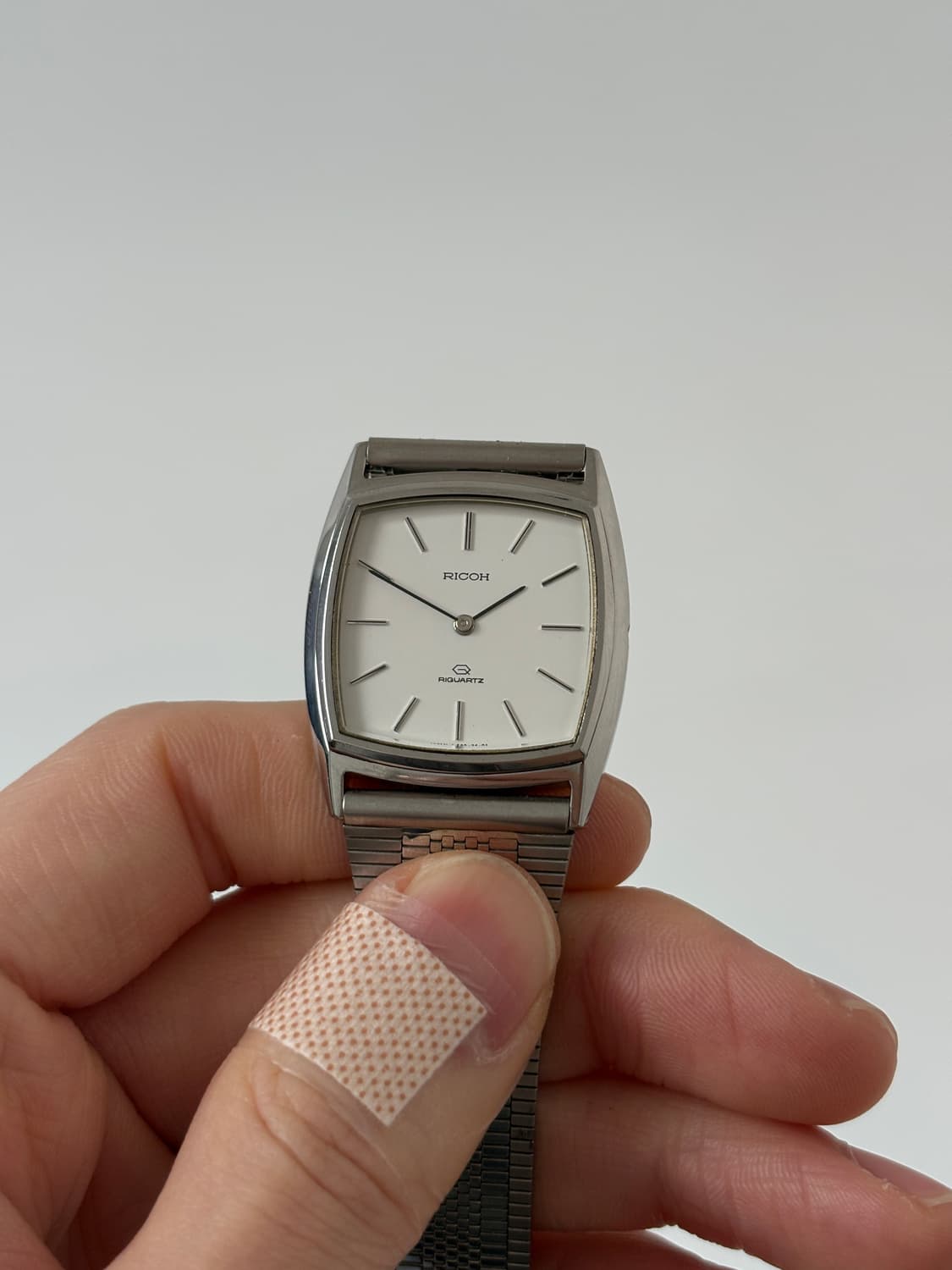 1980s White Dial Silver Square Riquartz 상품이미지1