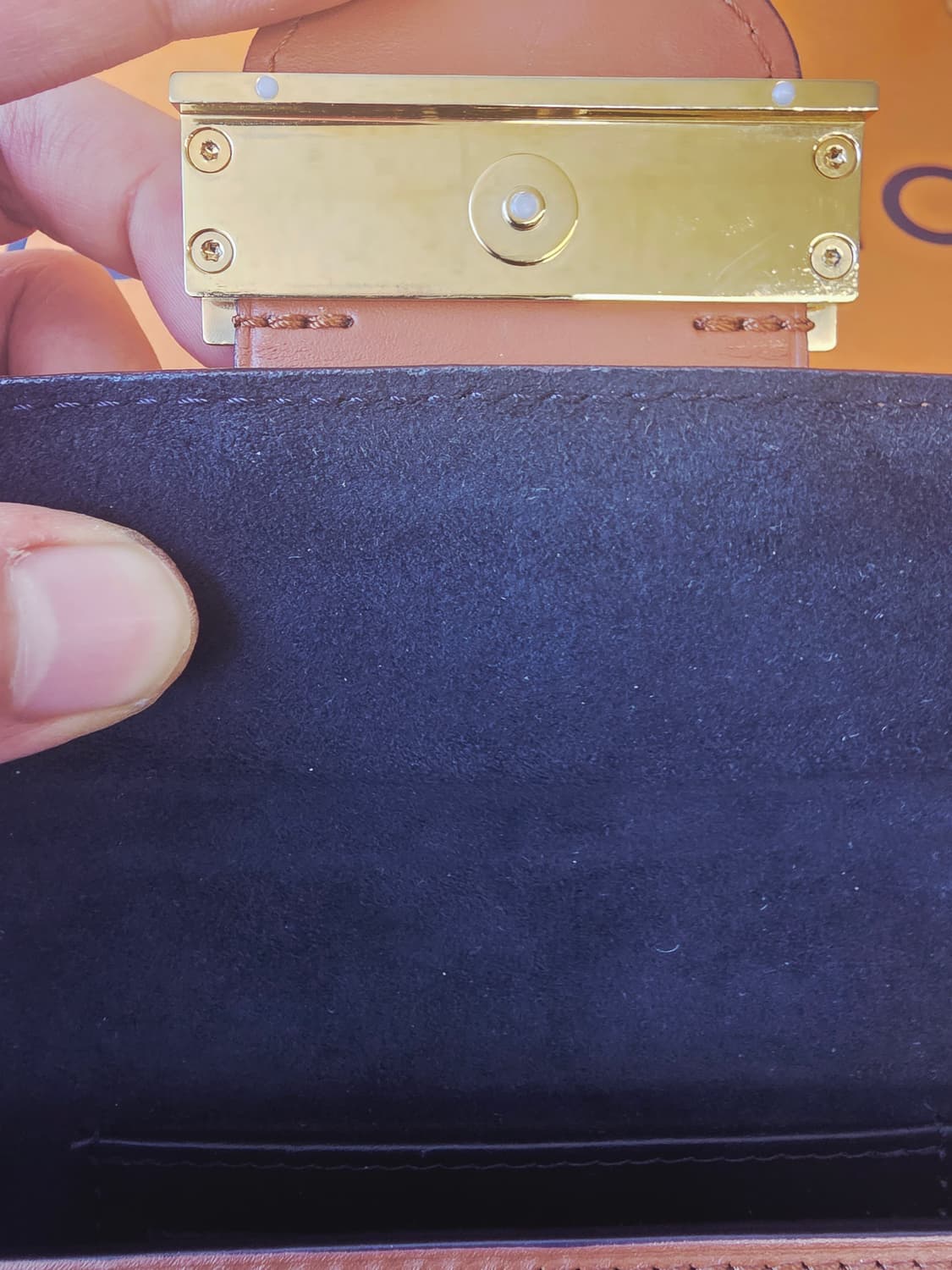 루이비통 돌핀 체인 월릿 M68746 상품이미지7